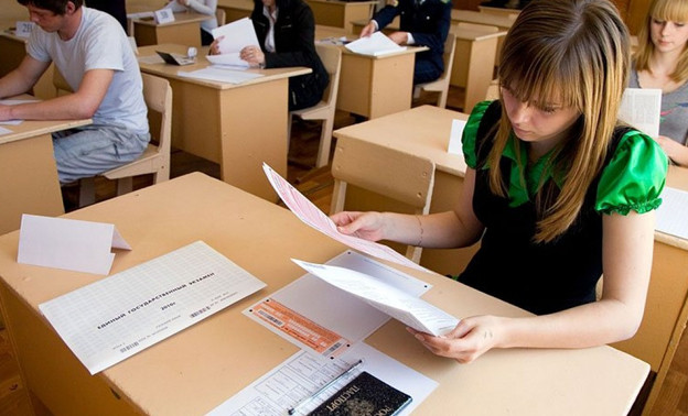 Кировские школьники начнут досрочно сдавать ЕГЭ 21 марта