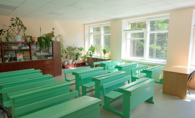 В школах Кировской области дети с инвалидностью будут питаться бесплатно