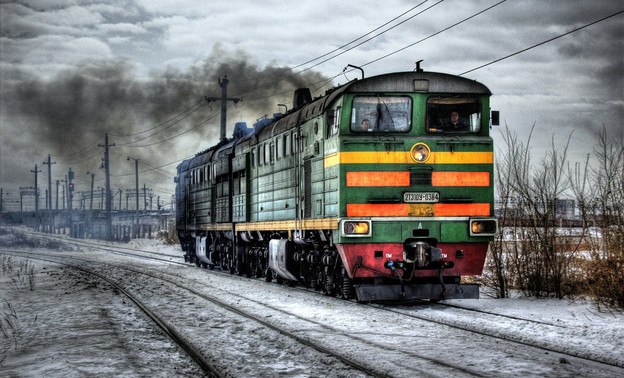 37 кировских водителей оштрафовали за нарушения правил на железнодорожных переездах