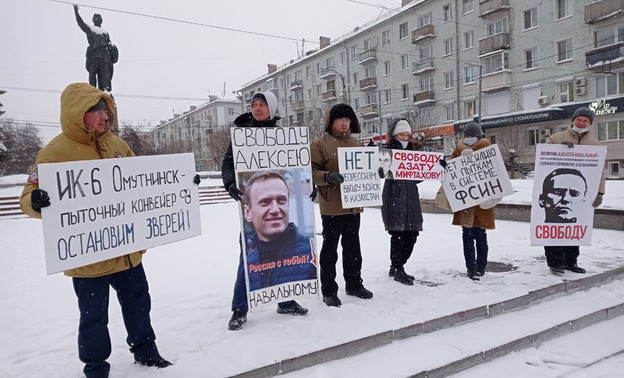 В Кирове прошёл массовый пикет против политических репрессий и ввода войск в Казахстан