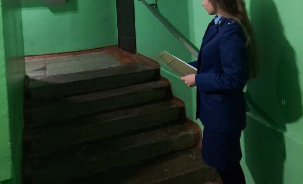 Администрацию Кирово-Чепецка обязали установить пандусы в двух многоквартирных домах