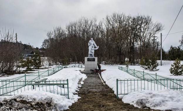 Жители посёлка Андреевского жалуются на невозможность выбраться в районный центр