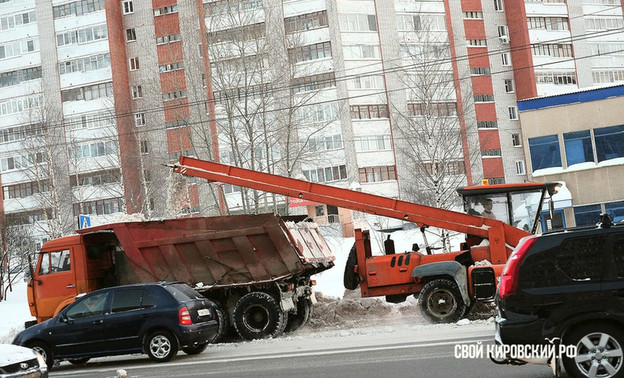 За сутки с улиц Кирова вывезли 6000 кубометров снега