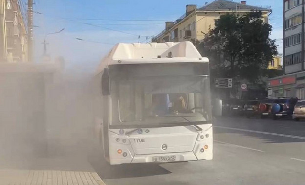 На улице Ленина в автобусе произошло задымление
