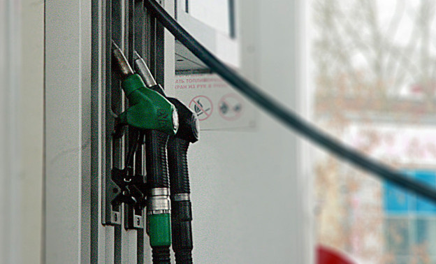 Кировская область лидирует в России по росту цен на бензин