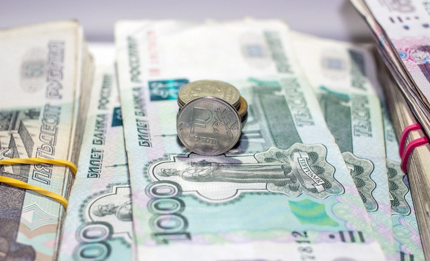 В Кирове коммерческая организация задолжала сотрудникам 2,6 миллиона рублей