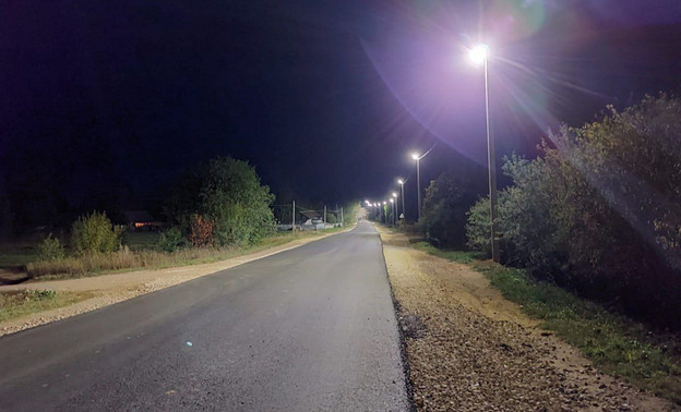 В 59 населённых пунктах Кировской области устанавливают освещение