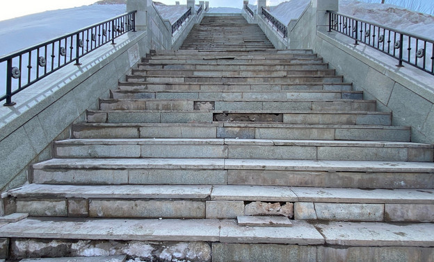 На набережной Грина отремонтируют лестницу, которая ведёт к Слободскому спуску