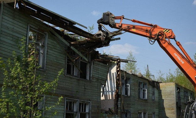 На переселение жителей аварийного жилья Кировской области выделили более 340 миллионов рублей