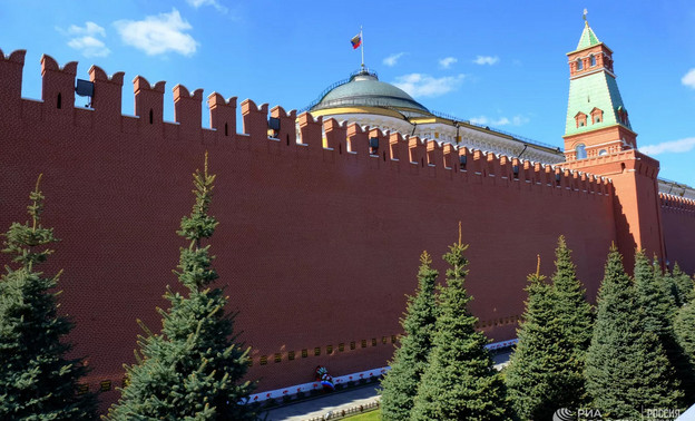 Купол пострадавшего от атаки беспилотников дворца на территории Кремля восстановили