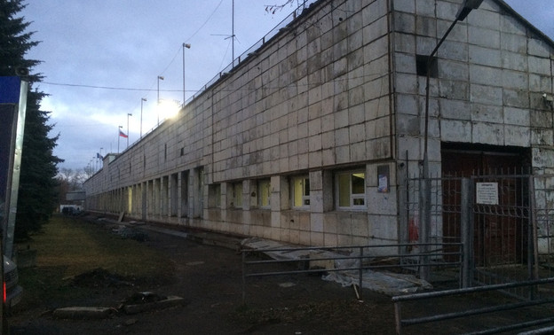 Стадион «Родина» ремонтируют за счёт кировских бизнесменов