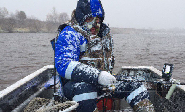 Зарыбление водоёма и налим против токсикоза. Еженедельный отчёт с рыбалки в Кировской области