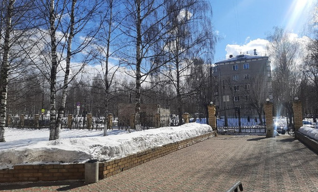 В выходные в Кирове ожидается плюсовая температура и гололедица