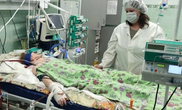 Кировские врачи спасли ребёнка с поражением 95 % лёгких