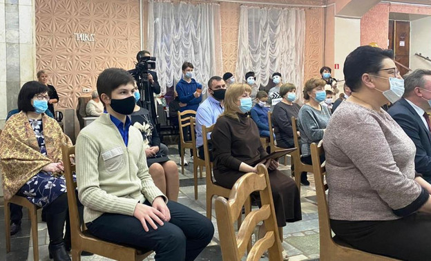 В Вахрушах открылся новый кинозал