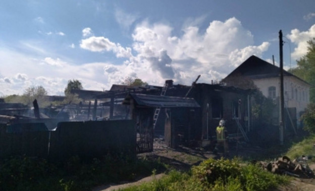 При пожаре в Лебяжье погиб пьяный 57-летний мужчина