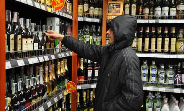 Кировский депутат предложил разрешить продавать алкоголь с 8 утра