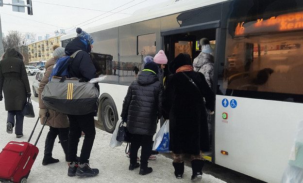 В Нововятск начали дополнительно ездить 16 автобусов