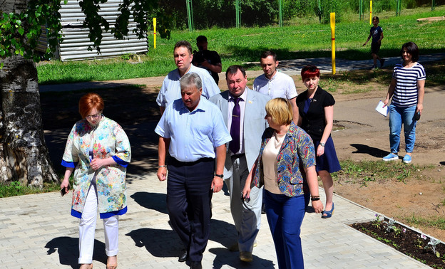 Депутаты областного Заксобрания проверили детские оздоровительные лагеря