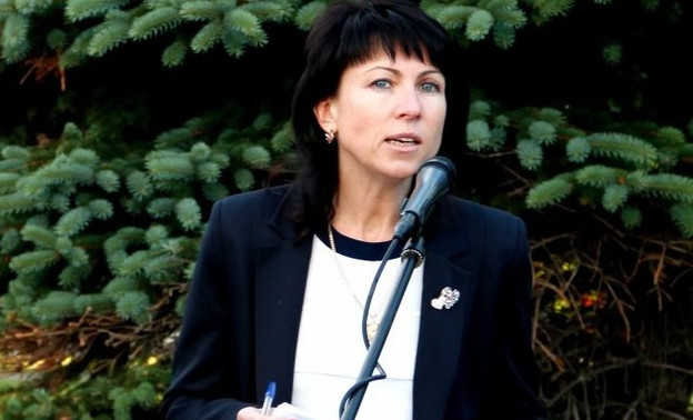 «Быков сказал - идите и делайте»: Наталья Мамедова сдала бывшего главу города в суде по парку Победы