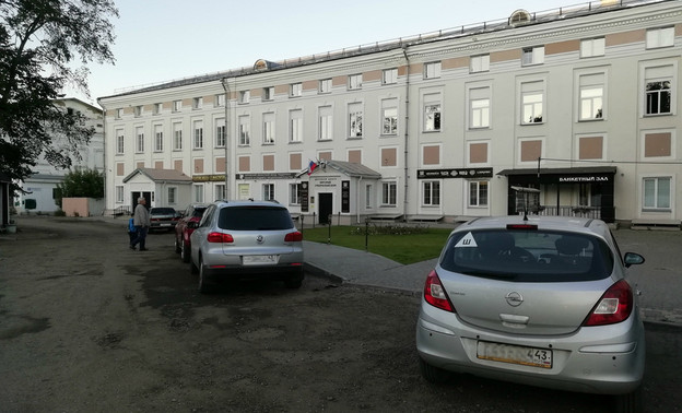 Для исторического центра Кирова введут отдельные нормативы по парковкам