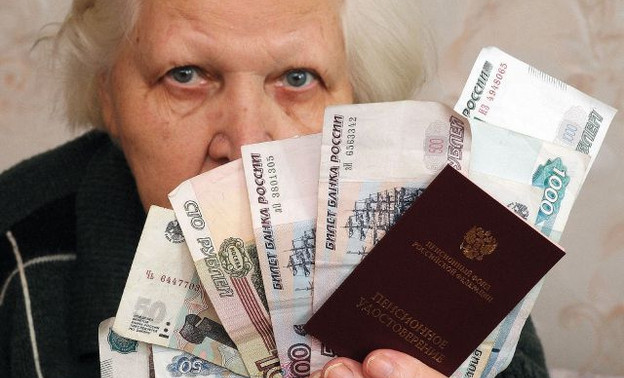 Кировские пенсионеры дополнительно получат по 5 тысяч рублей
