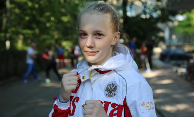 16-летняя кировчанка стала серебряной призёркой Первенства Европы по боксу