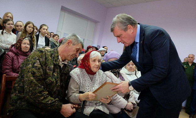 Останки бойца из Тужинского района, 77 лет считавшегося пропавшим, передали его семье
