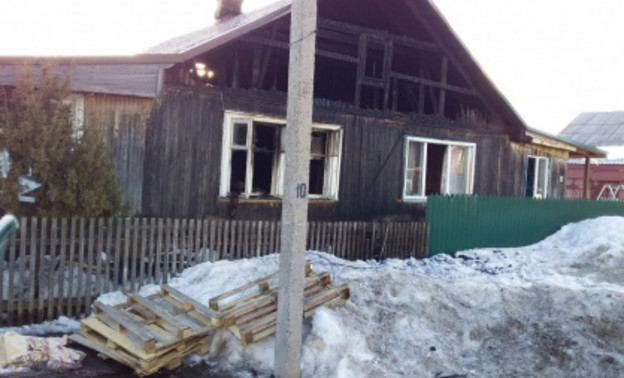 В Нововятске в частном доме при пожаре погибла 54-летняя женщина