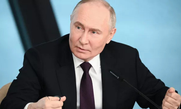 Путин поручил принять закон об индексации пенсий работающим пенсионерам