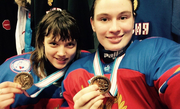 Уроженка Кирово-Чепецка Екатерина Лихачёва вновь поборется за медали молодежного чемпионата мира по хоккею среди женских команд