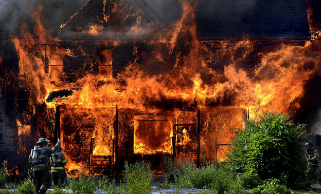 Житель Зуевки погиб при пожаре в собственном доме