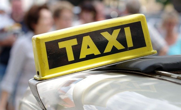 В Кировской области каждый второй таксист работает без лицензии