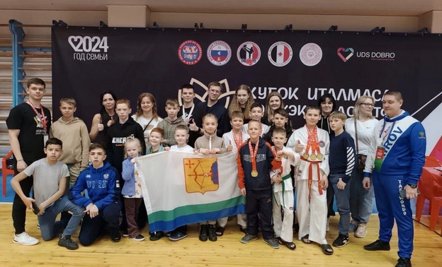 Спортсмены Кировской области привезли 34 медали с Кубка Италмаса по тхэквондо