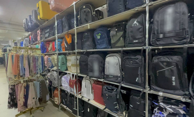 В Кирове изъяли поддельную одежду и обувь на 10 миллионов рублей
