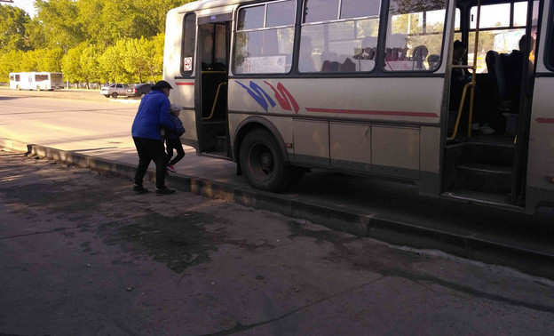 Жители Старомосковского тракта добились сохранения маршрутов автобуса