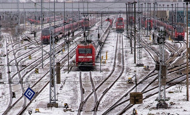 В Нововятском районе ограничат движение по железнодорожному переезду