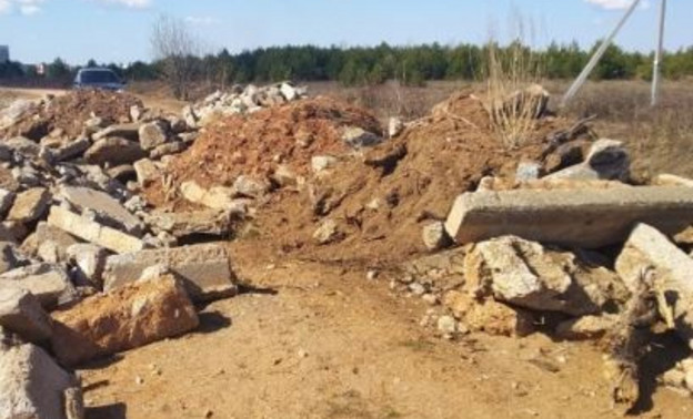 В Кирово-Чепецке обнаружили крупную свалку строительного мусора