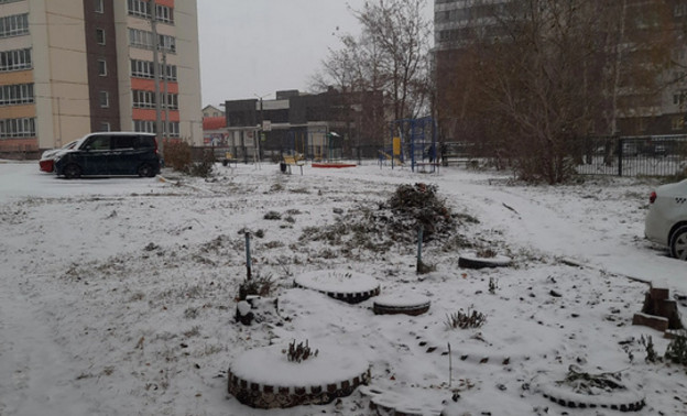 Киров завалило снегом. Фотоподборка
