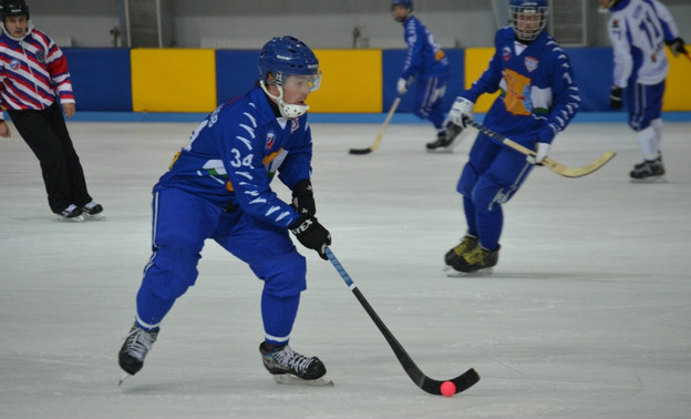 Кировская «Родина» лишилась одного из ведущих хоккеистов