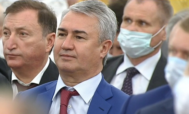 Рахим Азимов принял участие во встрече президента с депутатами Госдумы