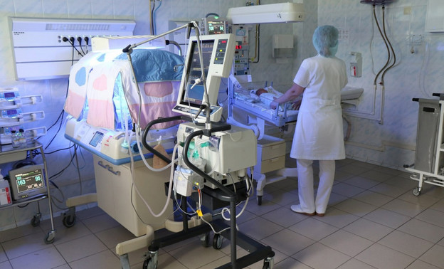 В Кировской области отмечают дефицит акушерок