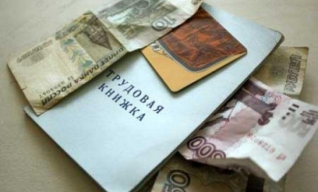 В Кировской области руководитель компании не платил своим работникам зарплату более двух месяцев