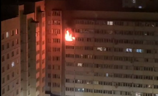 В Кирове при пожаре на Заводской хозяйка квартиры получила ожоги кисти и стопы