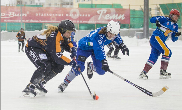 Хоккеистки «Родины» потерпели первое поражение на чемпионате России среди женских команд