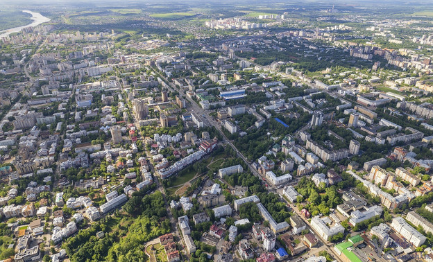 В Кировской области выплаты получают родители детей, которые не ходят в детский сад