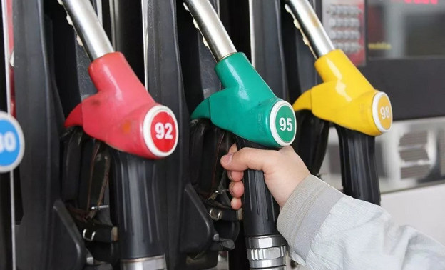 За ценами на бензин и дизтопливо хотят ввести госконтроль