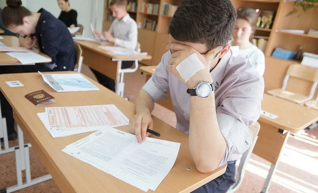Кировским школам будут доплачивать за выпускников, сдающих ЕГЭ по профильной математике и физике