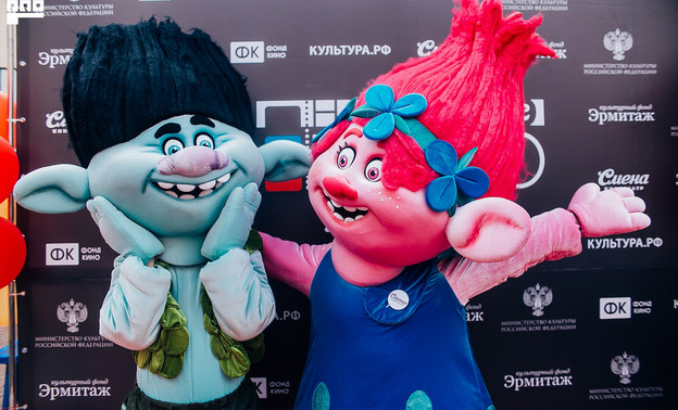 Кинотеатр «Смена» приглашает кировчан на детский праздник и шоу мыльных пузырей
