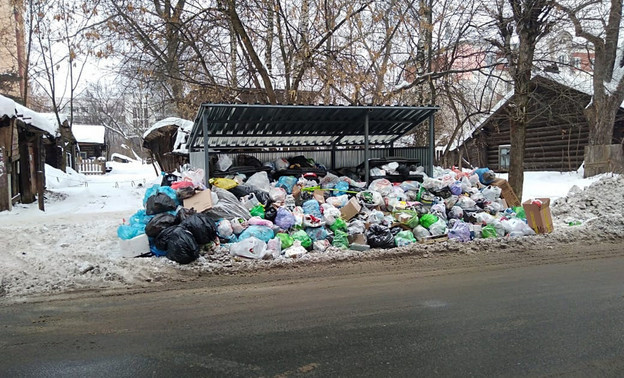 В Кирове хотят провести митинг из-за мусорного коллапса